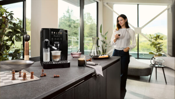 MAGNIFICA START  VERSION LATTE