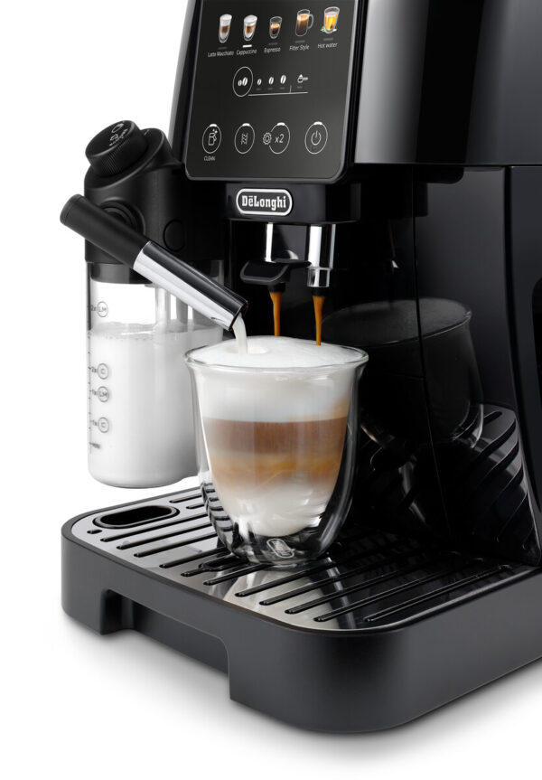 MAGNIFICA START VERSION LATTE